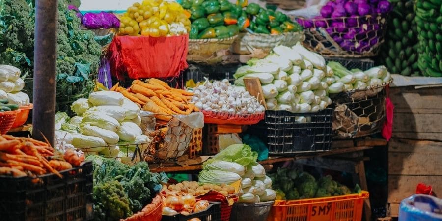 farmers market produce assortment corvallis oregon