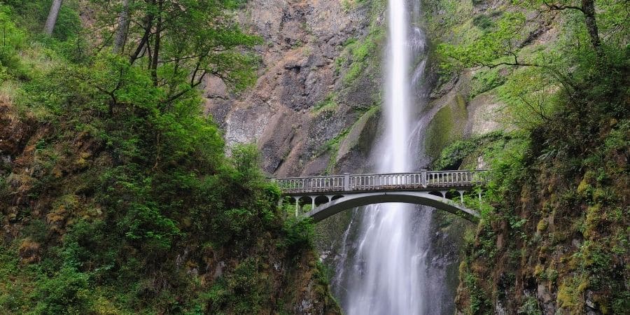 multnomah falls oregon