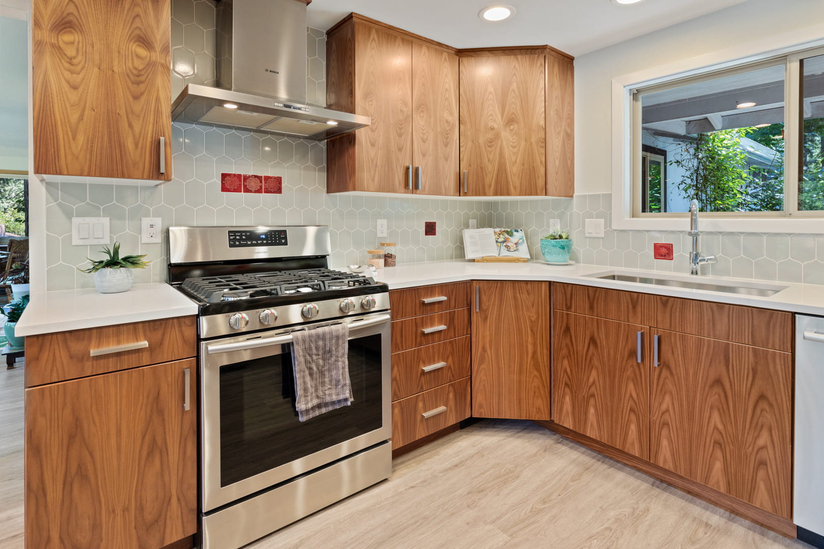 kitchen remodel with wood cabinets and hardwood floors in corvallis oregon by corvallis custom kitchens and baths 